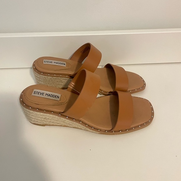 Brown Wedge Sandal - Picture 3 of 4